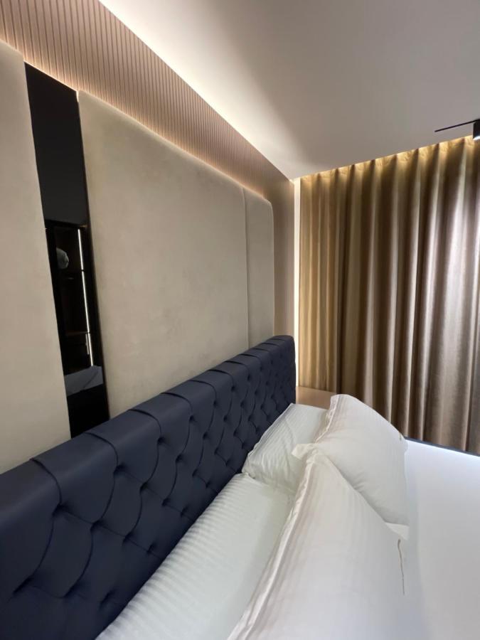 Queens Luxury Apartments Tirana Exterior foto