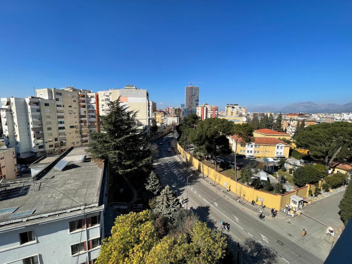 Queens Luxury Apartments Tirana Exterior foto