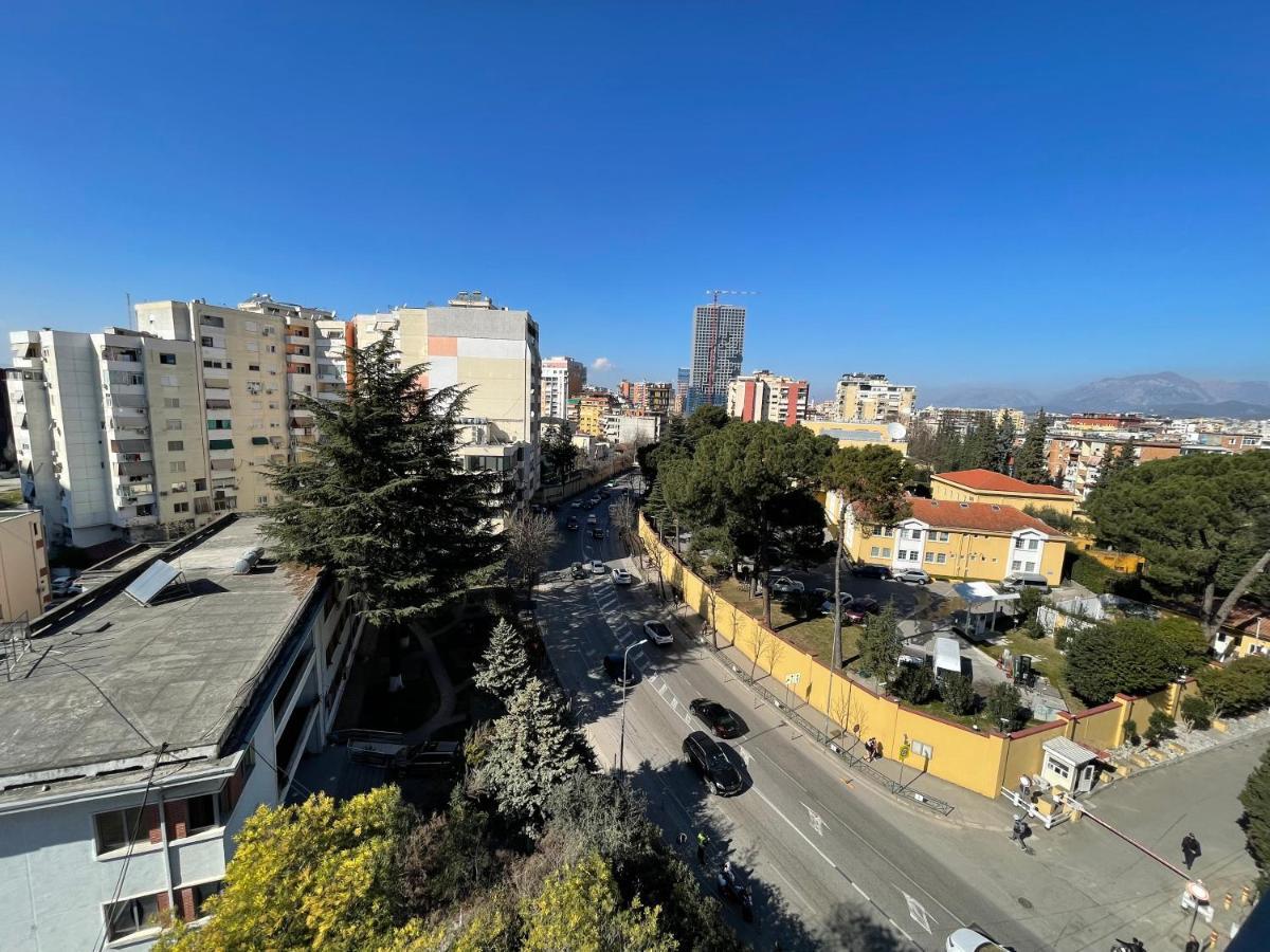 Queens Luxury Apartments Tirana Exterior foto
